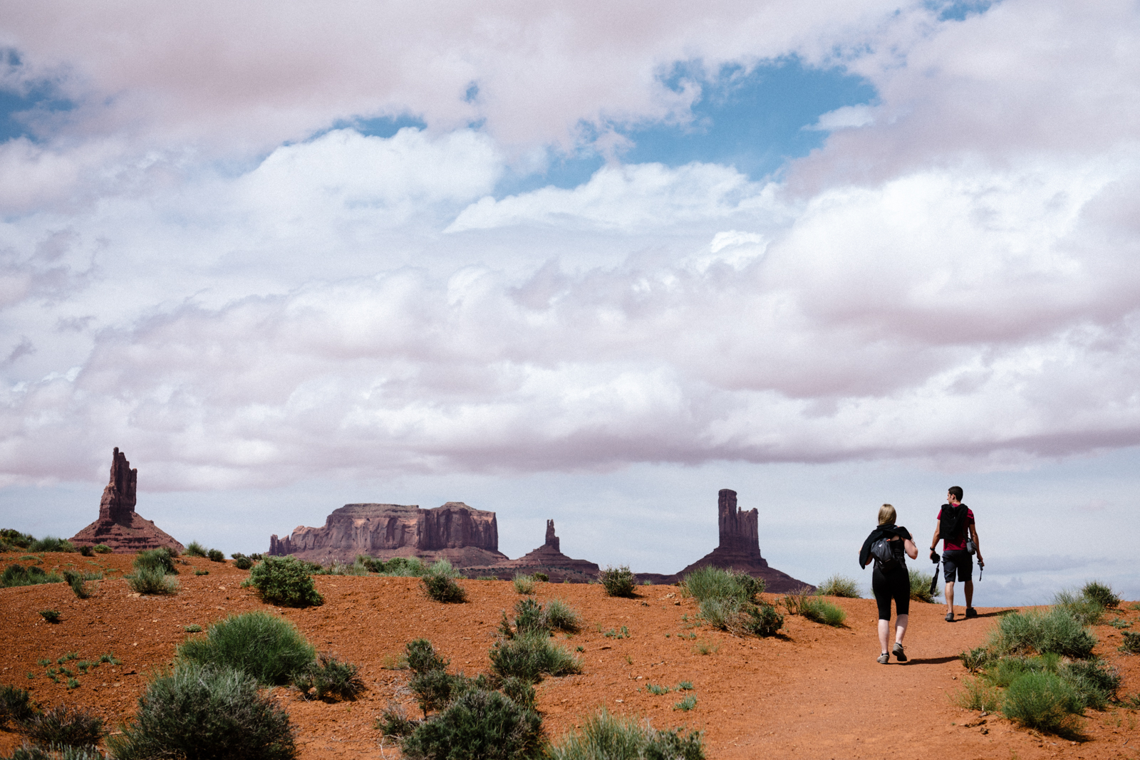 Wildcat Trail In Monument Valley [Hiking Info] | Visit Utah